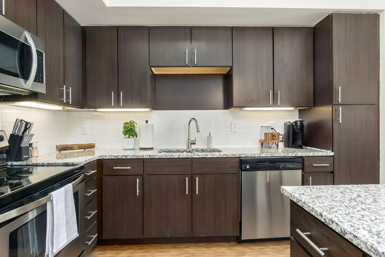 Luxury Lofted 1 Bed Unit With Hot Tub And Pool Apartment Columbus United States